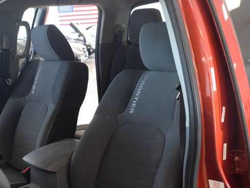 Used 2015 Nissan Frontier Desert Runner RWD image 60