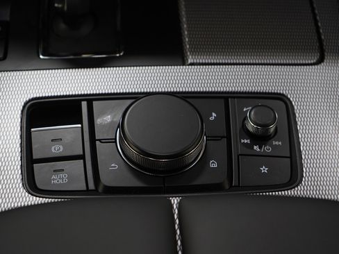 Certified 2025 MAZDA CX-90 3.3 Turbo w/ Preferred Package image 19