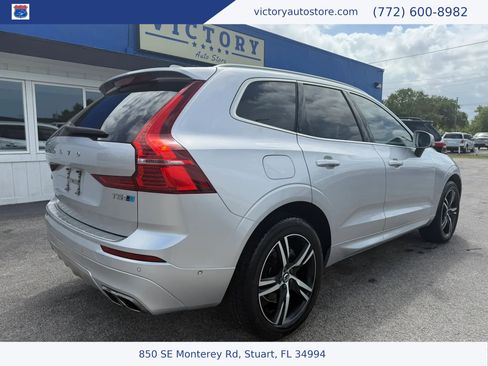Used 2019 Volvo XC60 T5 R-Design image 3