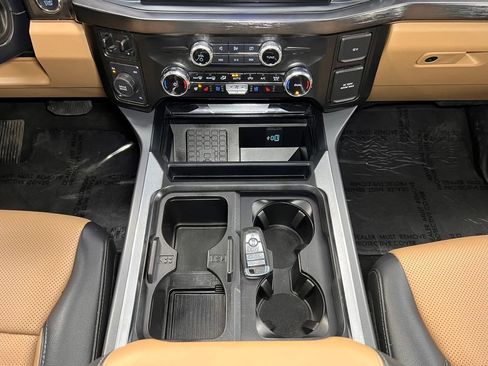 Used 2024 Ford F250 Lariat w/ Sport Appearance Package image 12