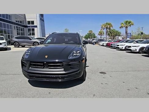 Used 2022 Porsche Macan GTS AWD/4WD image 35