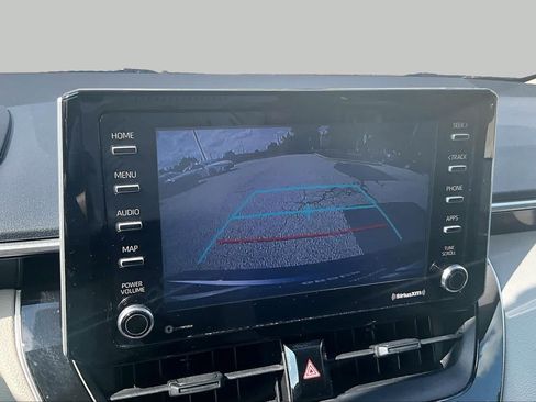 Used 2021 Toyota Corolla LE w/ Carpet Mat Package (TMS) FWD image 26