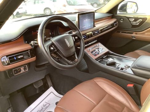 Used 2023 Lincoln Aviator Reserve w/ Equipment Group 201A image 23