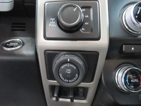 Used 2017 Ford F150 Lariat w/ Equipment Group 501A Mid AWD/4WD image 60