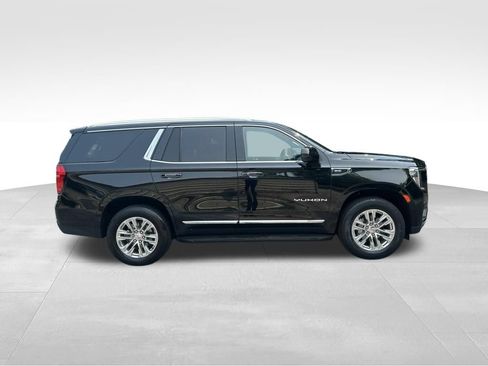 Used 2024 GMC Yukon SLT RWD image 7