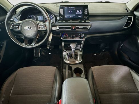 Used 2021 Kia Seltos S image 26