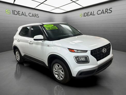 Used 2021 Hyundai Venue SE w/ Cargo Package FWD image 3
