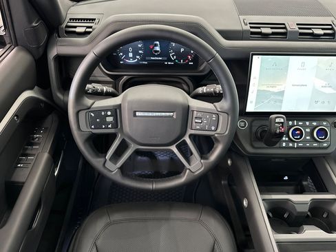 New 2026 Land Rover Defender 110 X-Dynamic SE image 26