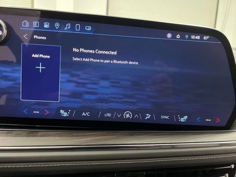 Used 2025 Chevrolet Tahoe LT image 59