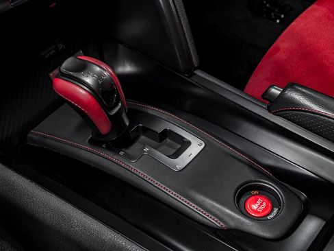 Used 2016 Nissan GT-R NISMO AWD/4WD image 25