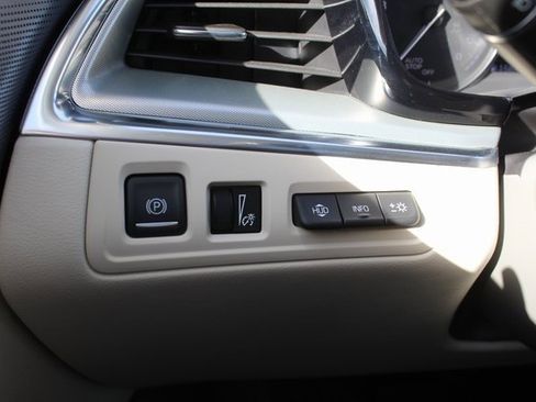 Used 2023 Cadillac XT5 Premium Luxury w/ Technology Package image 28