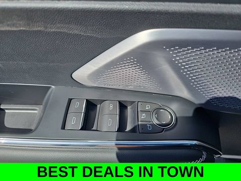 Used 2024 GMC Acadia Denali w/ Super Cruise Package FWD image 30