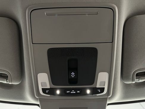 Certified 2025 Acura Integra image 9