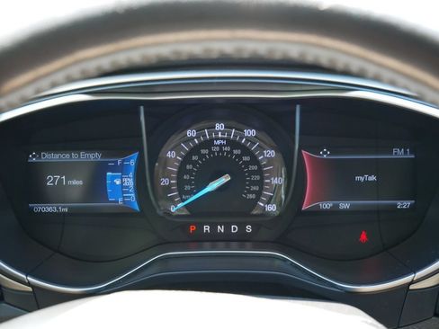 Used 2016 Ford Fusion SE w/ Equipment Group 202A FWD image 21