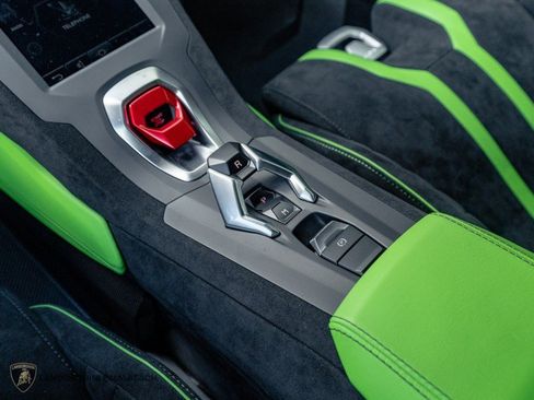 Used 2023 Lamborghini Huracan STO RWD image 25