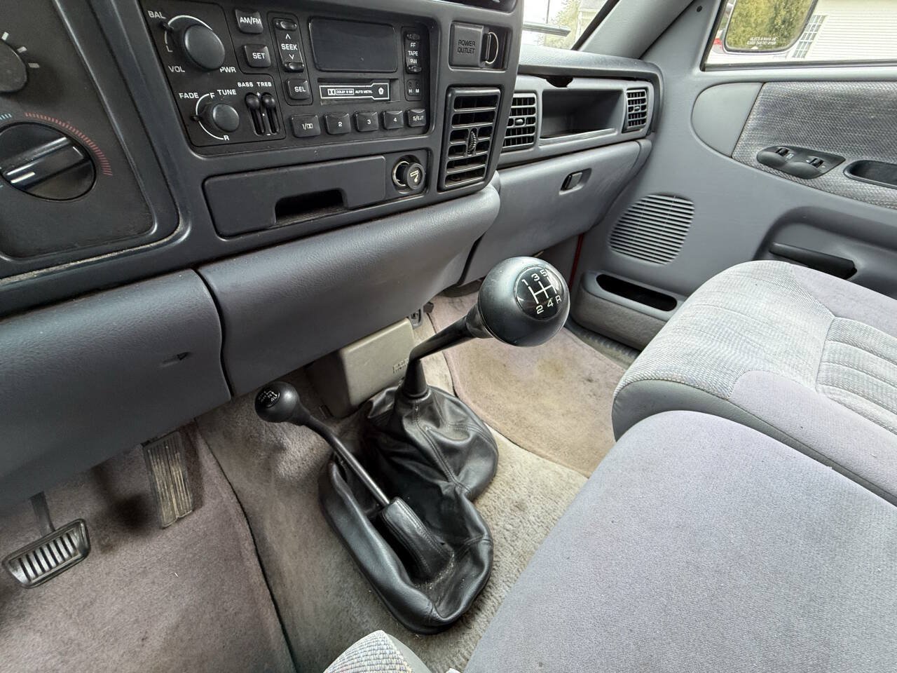 Used 1997 Dodge Ram 1500 Truck 4x4 Club Cab image 28