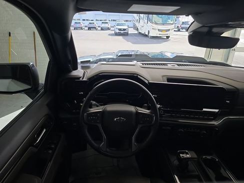 Certified 2023 Chevrolet Silverado 1500 ZR2 w/ ZR2 Bison Edition image 12