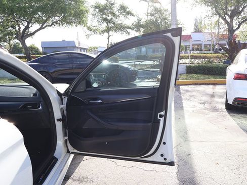 Used 2022 BMW M5 w/ Competition Package image 29