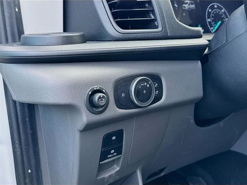Used 2023 Ford Transit 350 XLT image 19