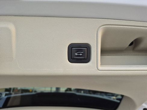 Used 2024 GMC Terrain Denali w/ Denali Premium Package image 30