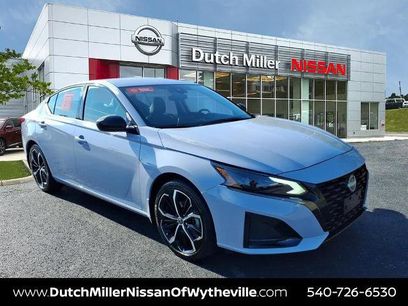 Certified 2025 Nissan Altima 2.5 SR