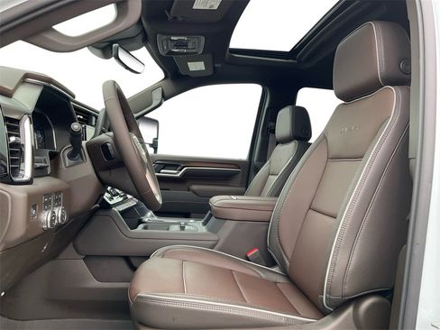 New 2026 GMC Sierra 2500 Denali w/ Denali Reserve Package image 24