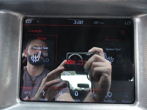 Used 2018 Dodge Charger SXT Plus image 18