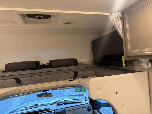 Used 2024 Ford E-450 and Econoline 450 Super Duty w/ Motorhome Prep Package image 45