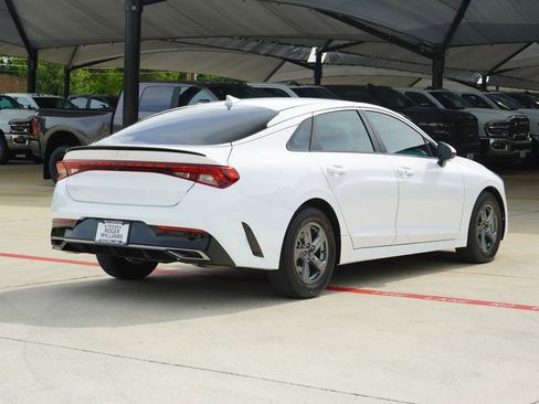 Used 2023 Kia K5 LXS FWD image 5