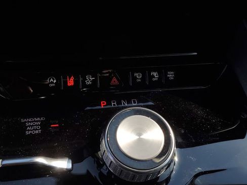 New 2026 Jeep Grand Wagoneer 4WD w/ Premium Group I image 35