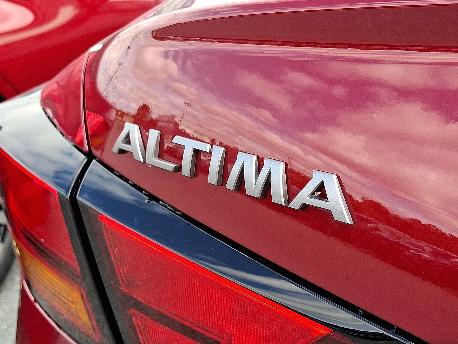 New 2026 Nissan Altima 2.5 SV FWD image 6