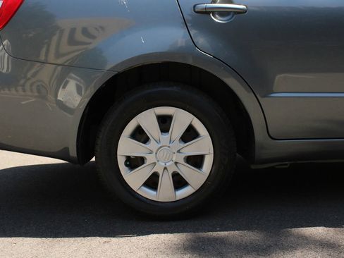 Used 2009 Suzuki SX4 Sedan FWD image 5