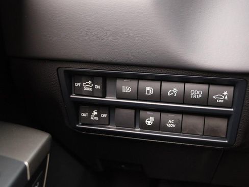 New 2026 Toyota Tundra Platinum AWD/4WD image 20