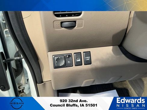 Used 2016 Nissan Frontier SV AWD/4WD image 18