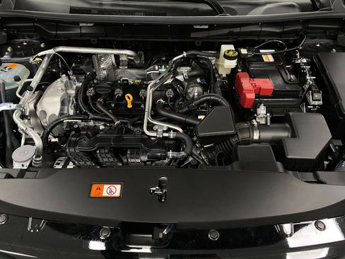 New 2025 Mitsubishi Outlander SE image 11