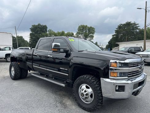 Used 2016 Chevrolet Silverado 3500 LTZ w/ Duramax Plus Package AWD/4WD image 4