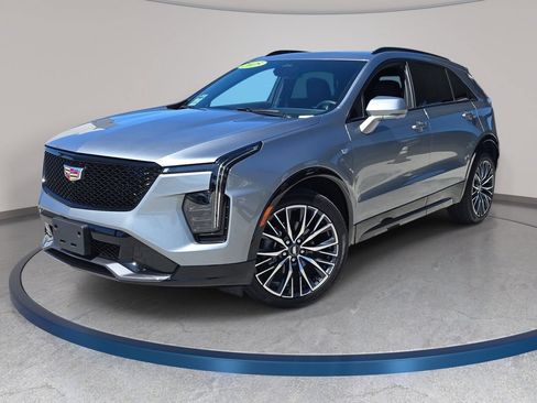 Used 2025 Cadillac XT4 Sport FWD image 1