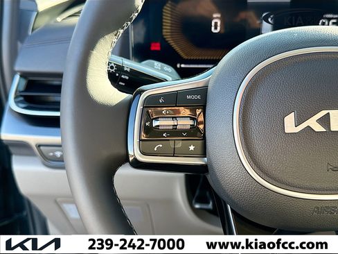 New 2026 Kia Carnival image 36