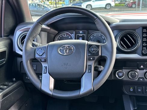 Used 2023 Toyota Tacoma TRD Pro AWD/4WD image 17