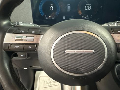 Used 2024 Hyundai Kona SEL FWD image 33