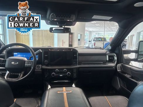 Used 2023 Ford F450 Platinum w/ FX4 Off-Road Package AWD/4WD image 14