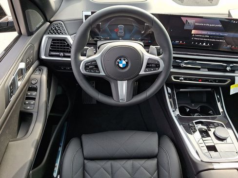 New 2026 BMW X5 xDrive40i w/ M Sport Package AWD/4WD image 7