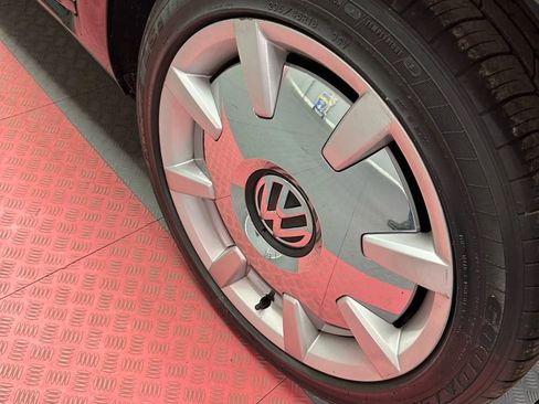 Used 2015 Volkswagen Beetle 1.8T image 34