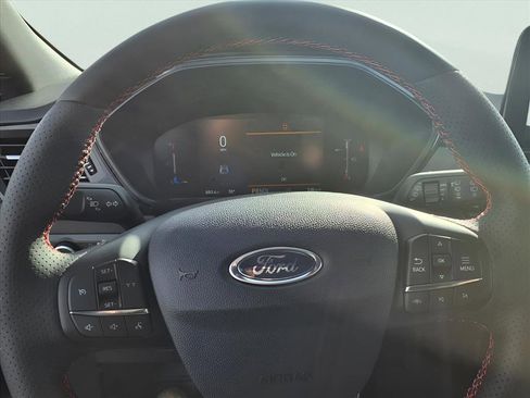 Used 2025 Ford Escape ST-Line w/ Cold Weather Package image 17