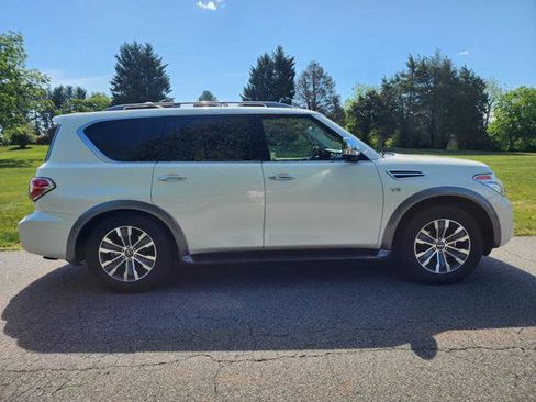 Used 2018 Nissan Armada SL w/ Premium Package AWD/4WD image 5