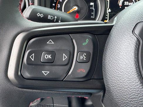 Used 2024 Jeep Wrangler Unlimited Rubicon w/ Convenience Group image 17