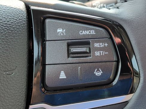 Used 2025 Honda Odyssey EX-L image 13