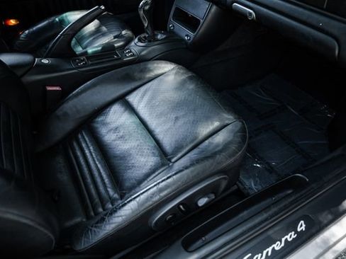 Used 2002 Porsche 911 Carrera 4 image 70