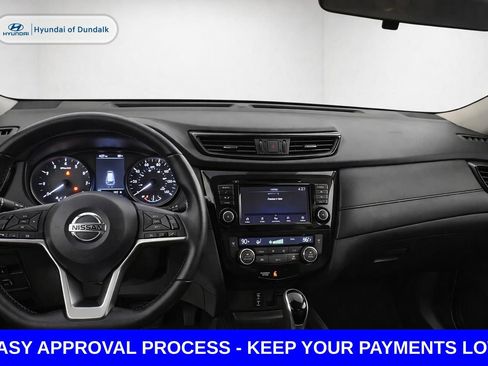 Used 2019 Nissan Rogue SV image 14