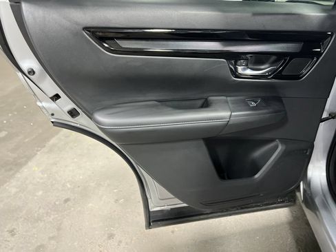 Used 2025 Honda CR-V EX-L image 18